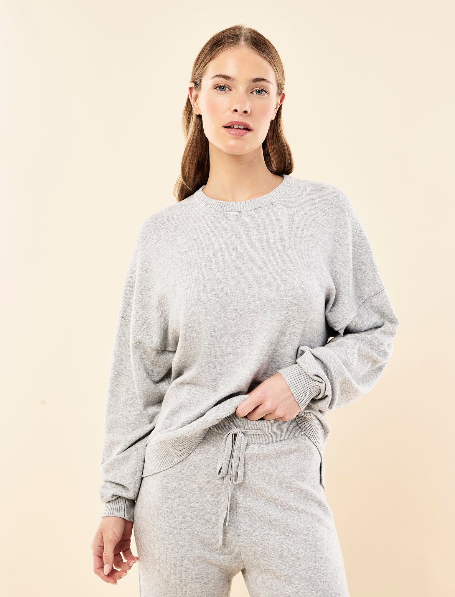 Cotton Cashmere Crew Neck Long Sleeve Top