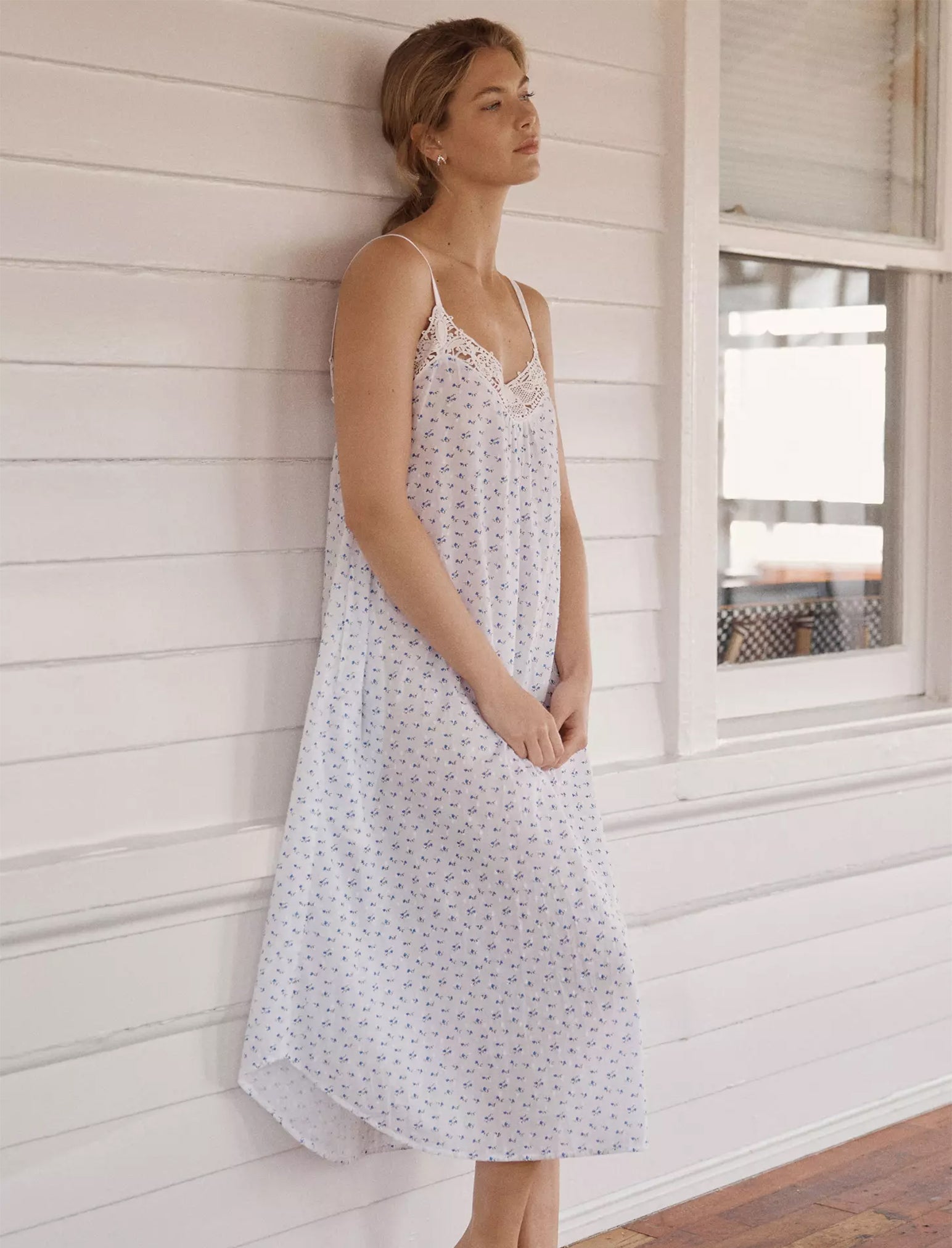 Papinelle Ditsy Floral Print Swiss Dot Sleeveless V-Neck Long Maxi Nightgown, Womens, M, Navy Ditsy
