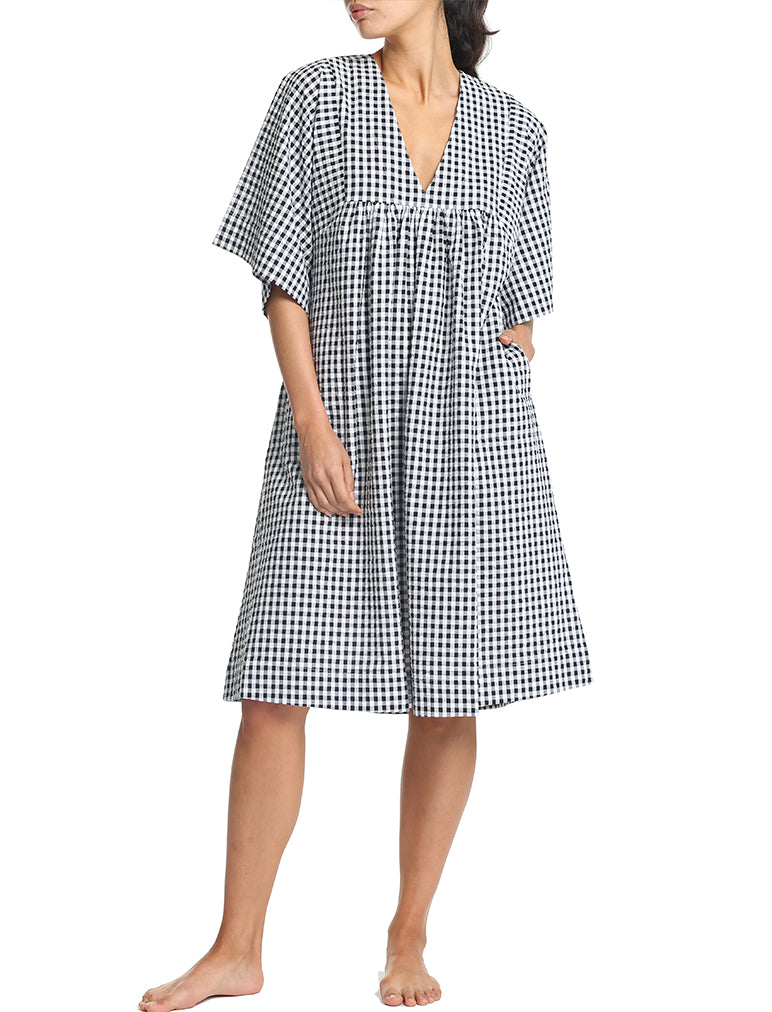 Seersucker Gingham Loose Fit Dress in Black