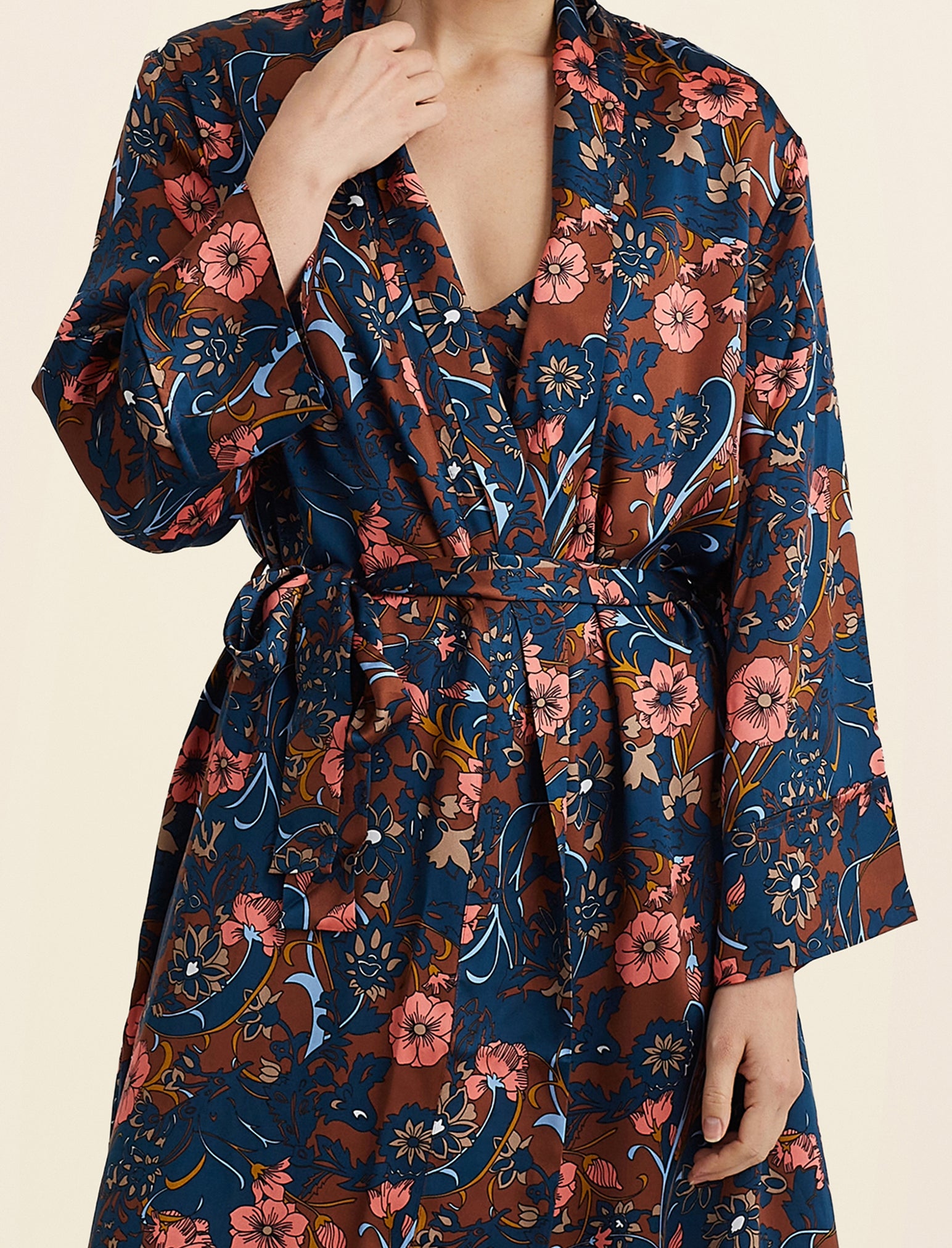 Karen Walker '60s Floral Robe