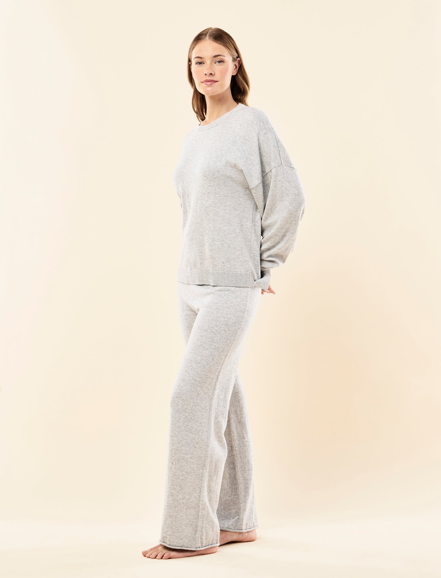 Cotton Cashmere Crew Neck Long Sleeve Top