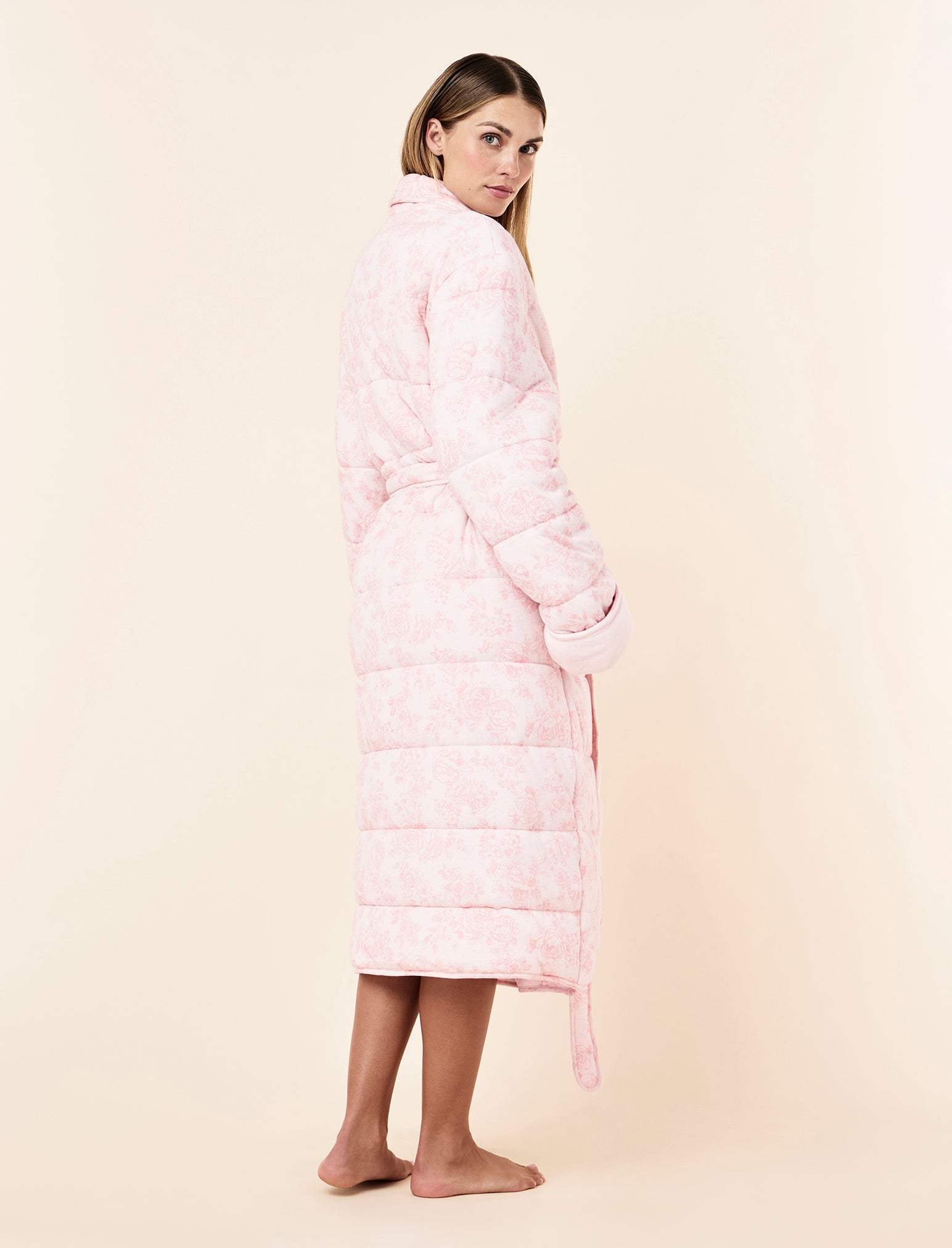 Nostalgia Cuddle Puffa Robe