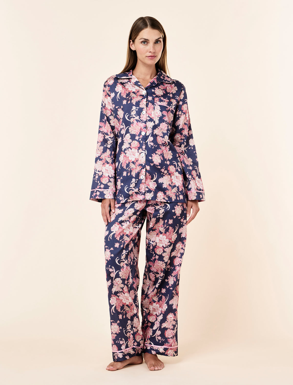 Lilly wearing the Madelyn Full Length PJ Set
[model: Lilly wears size S |  Height: 170cm
/ 5’7” | Bust: 75cm | Waist: 58cm | Hips: 89cm]